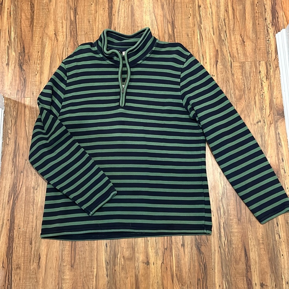 L.Lbean men’s green/navy striped sweater. Size L